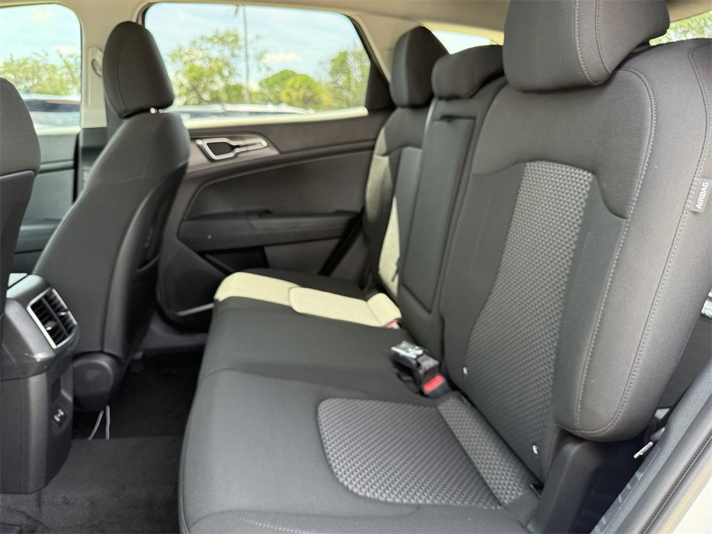 New 2026 Kia Sportage S image 18