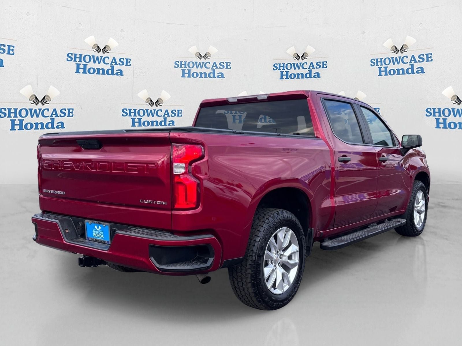 Used 2022 Chevrolet Silverado 1500 Custom w/ Safety Confidence Package RWD image 8