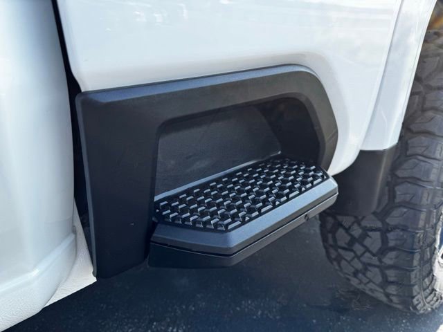 Used 2020 GMC Sierra 2500 AT4 w/ AT4 Premium Package AWD/4WD image 35