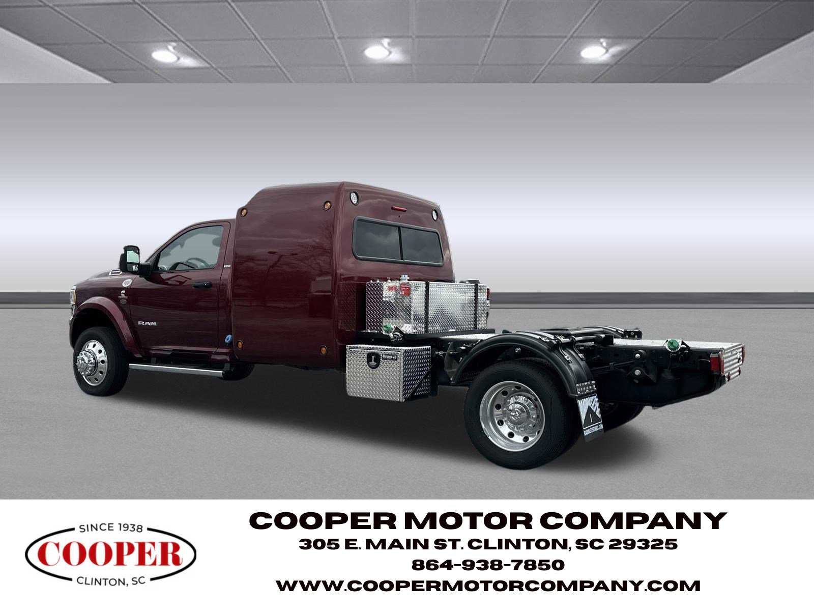 Used 2024 RAM 5500 SLT w/ Quick Order Package 2YG SLT image 5