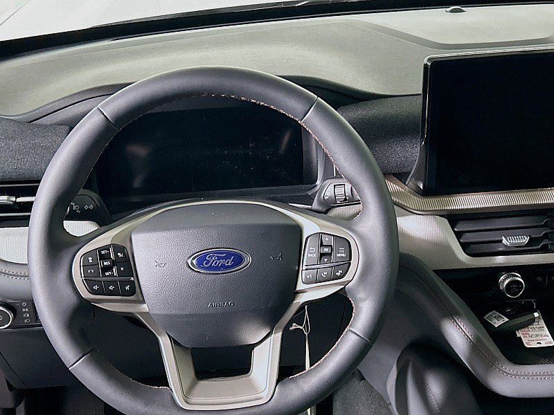 New 2026 Ford Explorer Active image 12
