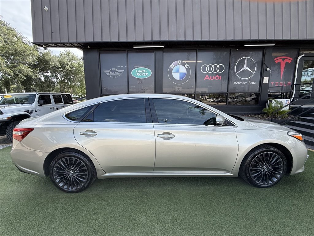 Used 2016 Toyota Avalon Touring FWD image 8