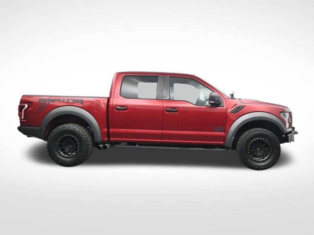 Used 2018 Ford F150 Raptor w/ Equipment Group 802A Luxury image 4