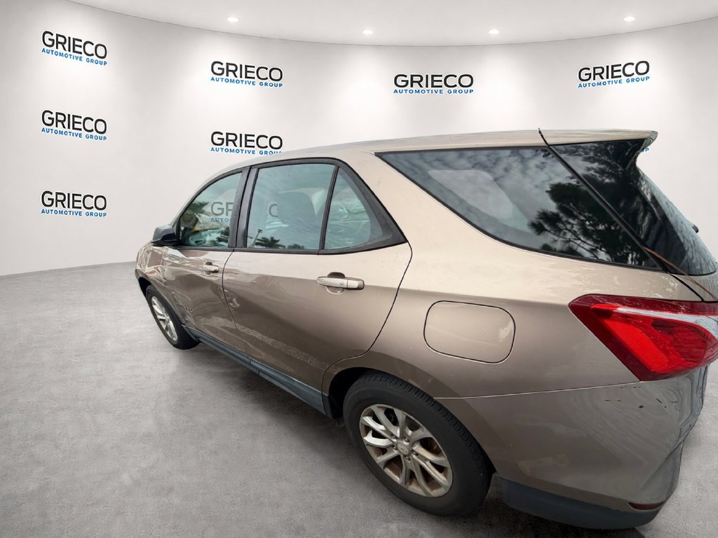 Used 2018 Chevrolet Equinox LS FWD image 6
