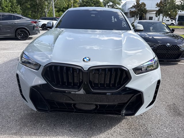 Used 2024 BMW X6 xDrive40i w/ Premium Package AWD/4WD image 2