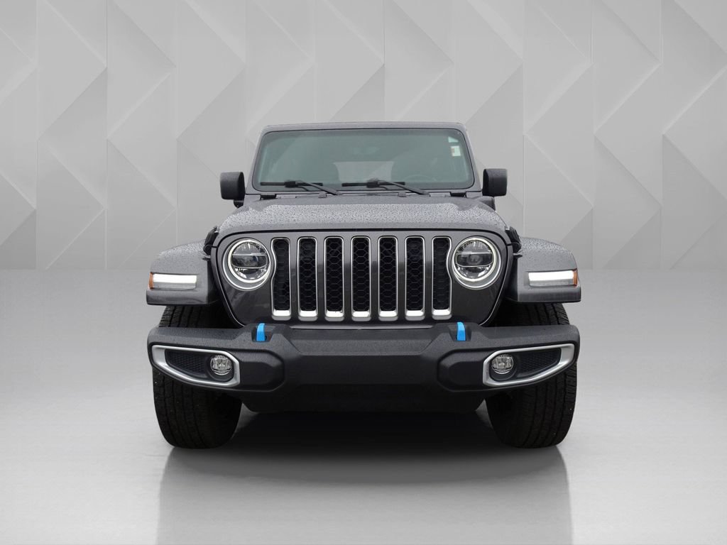 Used 2022 Jeep Wrangler Unlimited Sahara w/ Cold Weather Group AWD/4WD image 7