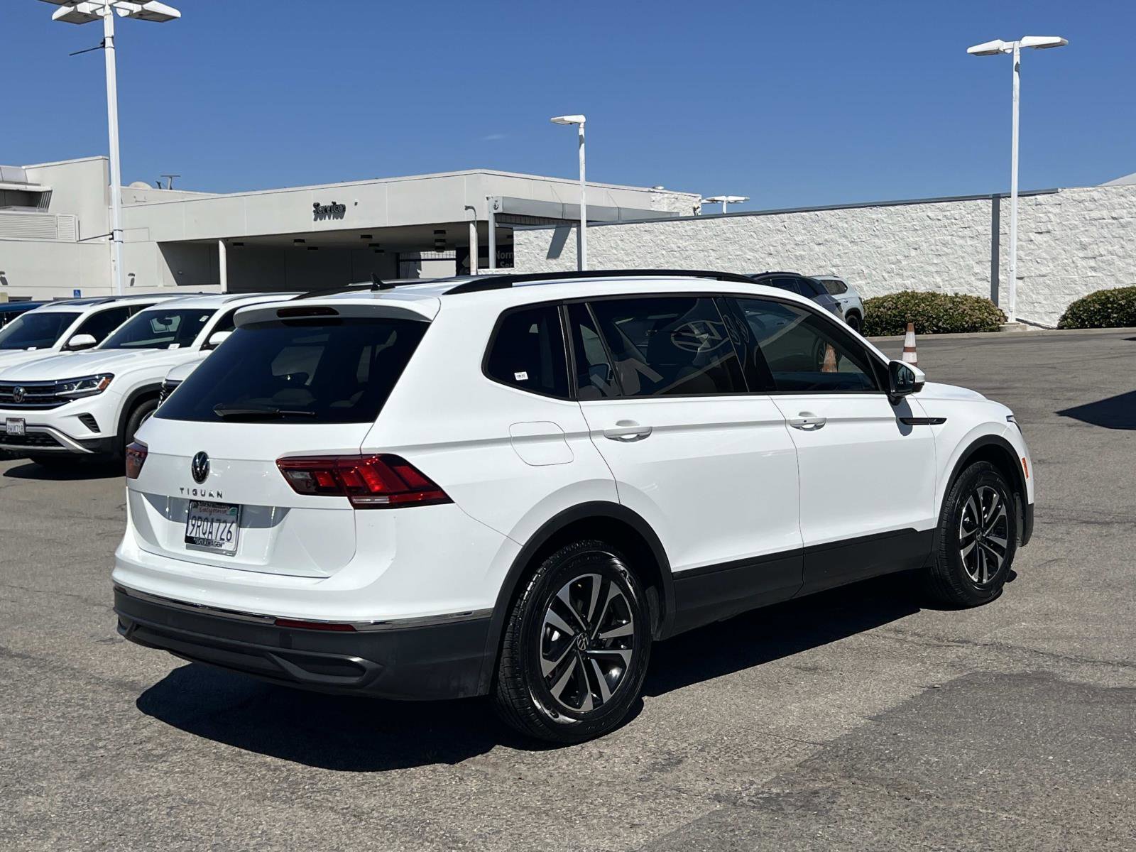 Certified 2024 Volkswagen Tiguan S image 24