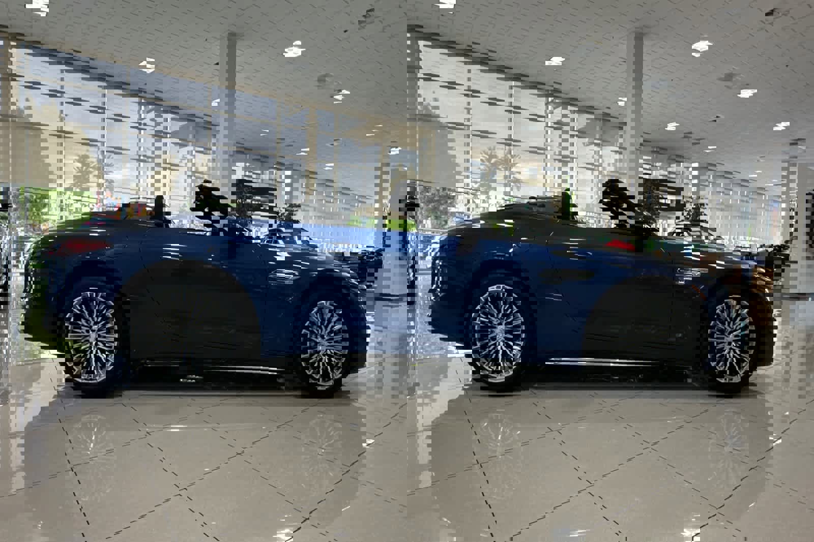 New 2025 Mercedes-Benz SL 43 AMG image 2