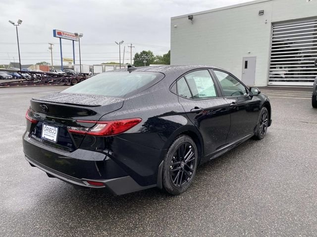 New 2026 Toyota Camry SE FWD image 3