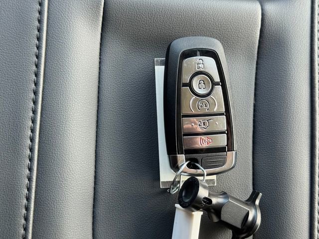 New 2026 Ford Expedition Active AWD/4WD image 25