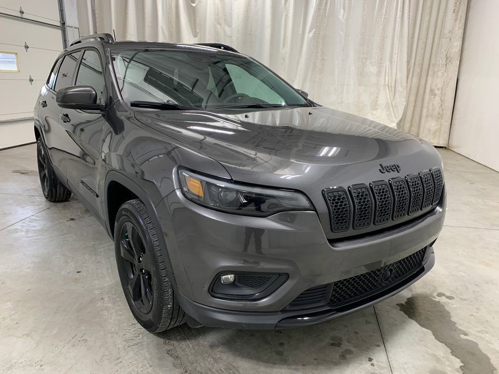Used 2021 Jeep Cherokee Latitude Plus image 2
