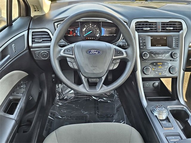 Used 2018 Ford Fusion S image 20