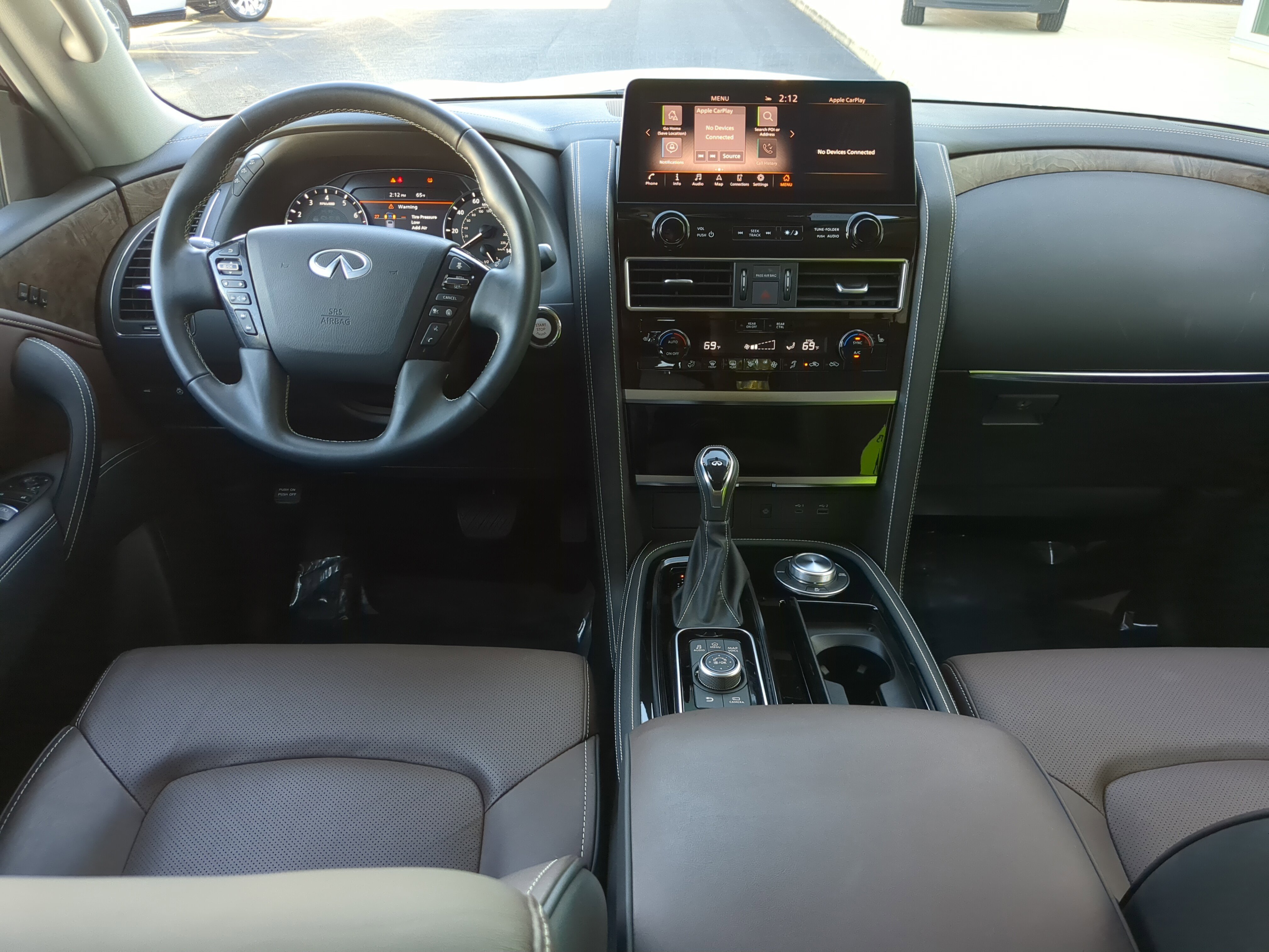 Certified 2024 INFINITI QX80 Premium Select w/ Cargo Package image 13