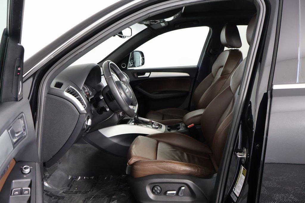 Used 2013 Audi Q5 3.0T Prestige w/ Prestige Pkg image 10