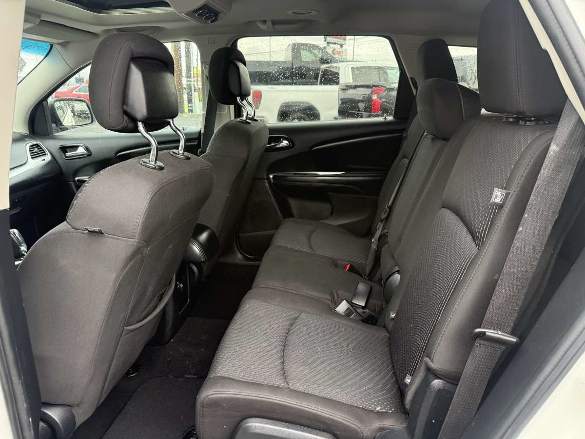 Used 2016 Dodge Journey Crossroad AWD/4WD image 11