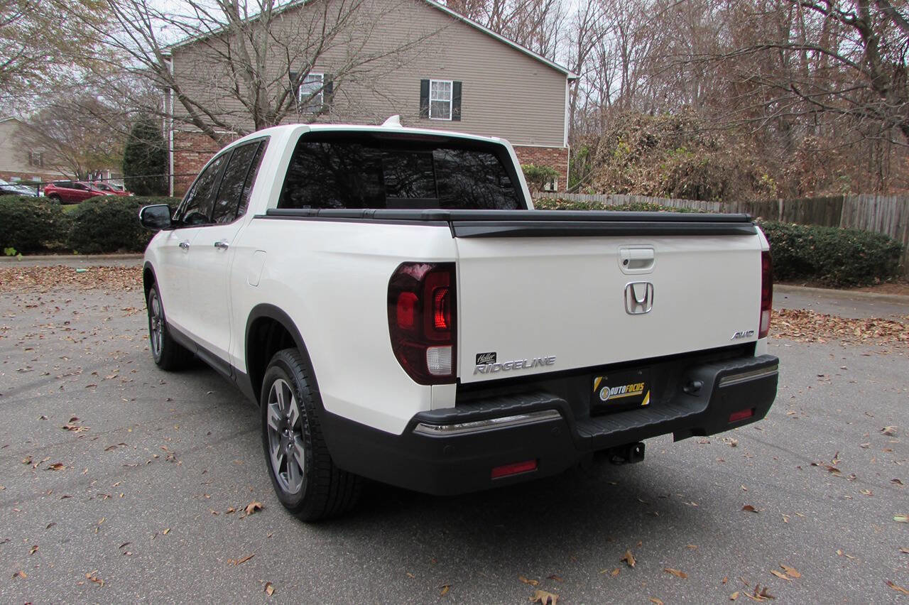Used 2018 Honda Ridgeline RTL-E image 3