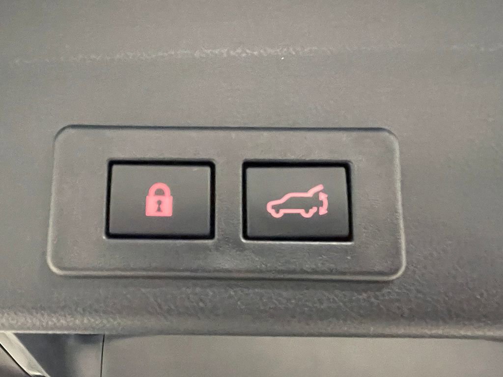 Used 2025 Subaru Ascent Premium image 13