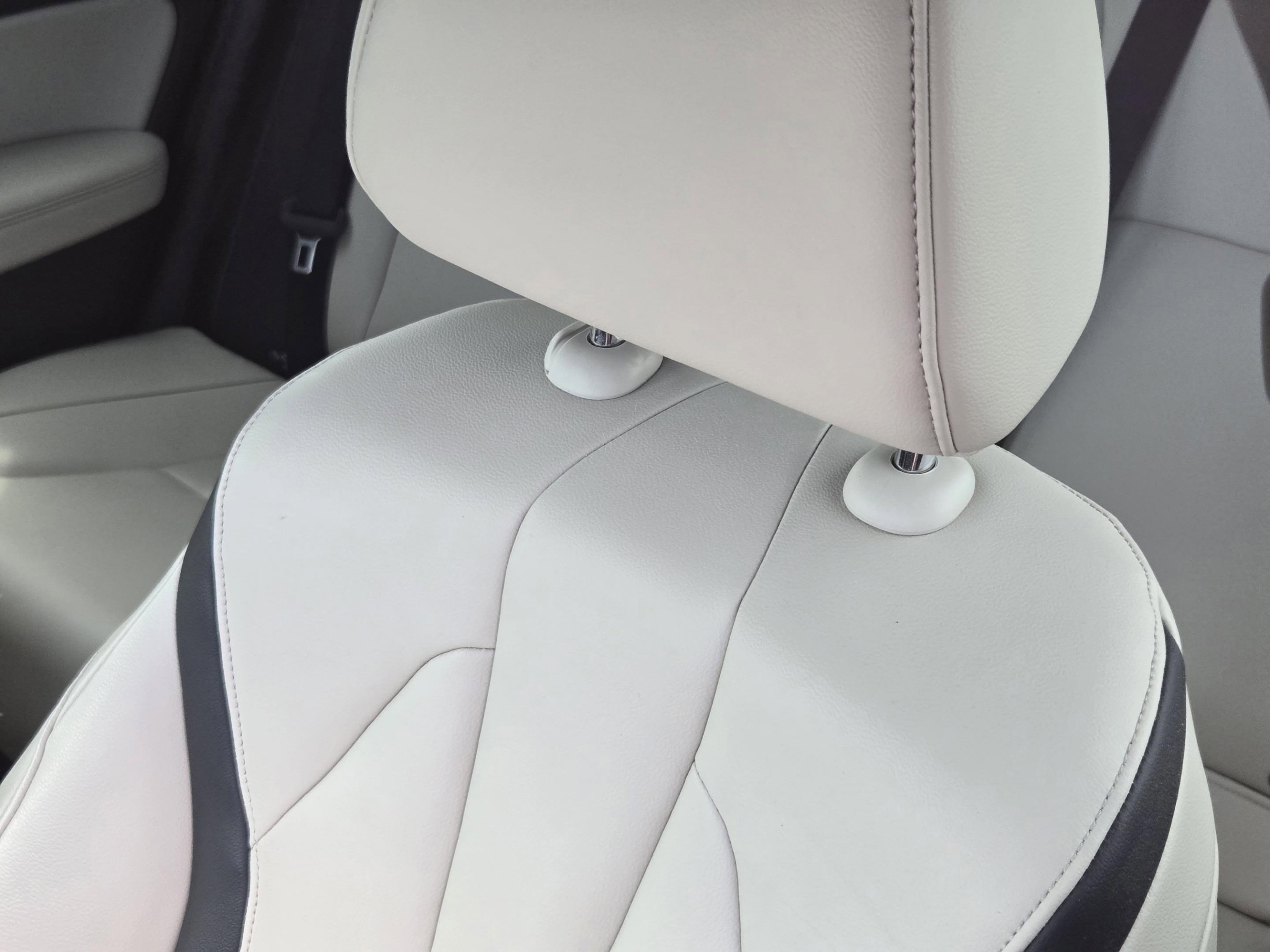 Used 2023 Acura Integra A-Spec image 19