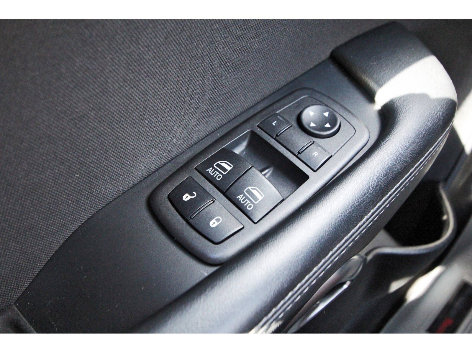 Used 2023 Dodge Challenger SXT image 23