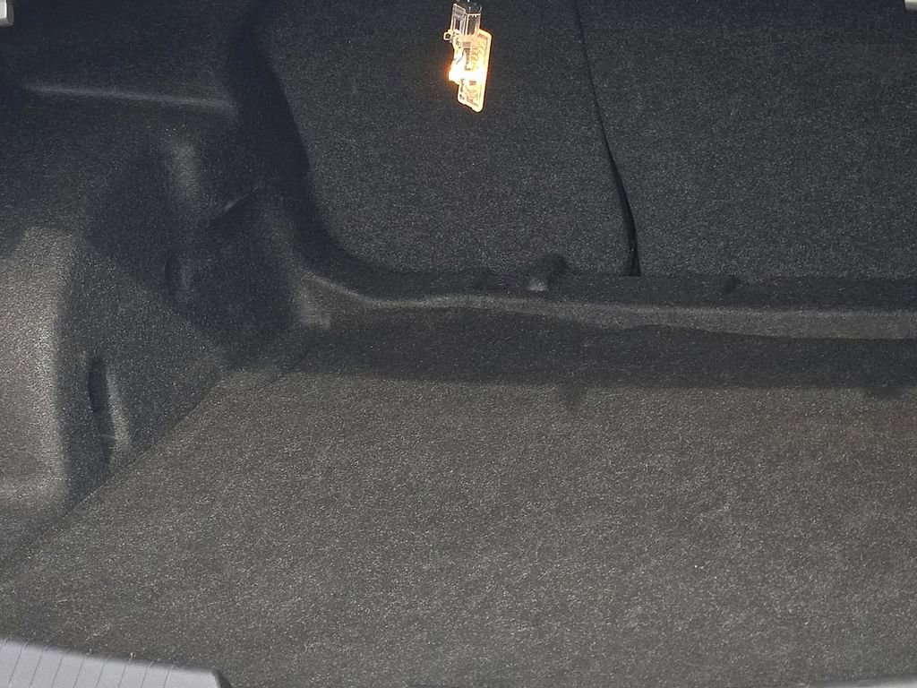 Used 2025 Chevrolet Malibu LT image 8