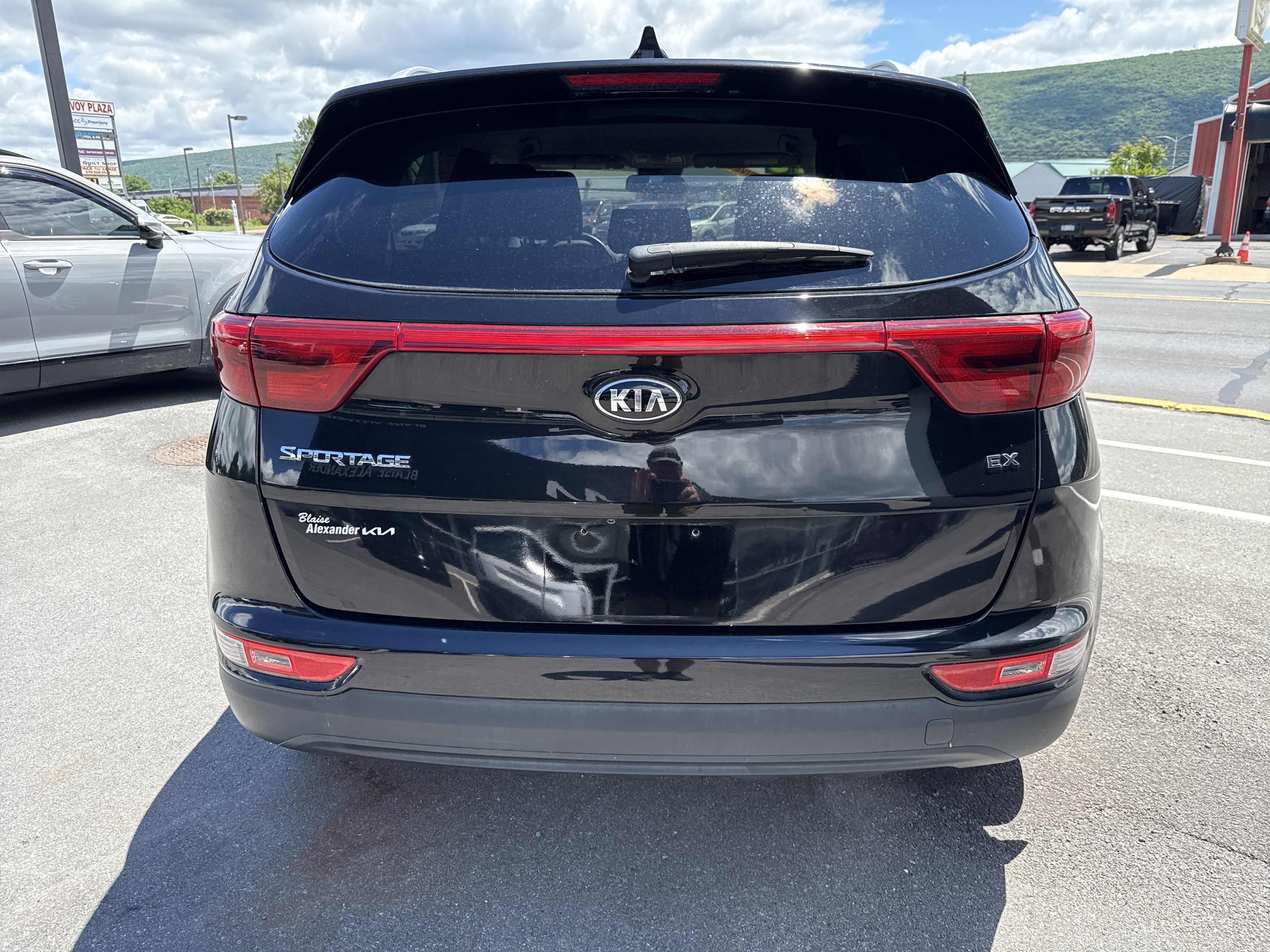 Used 2018 Kia Sportage EX AWD/4WD image 5
