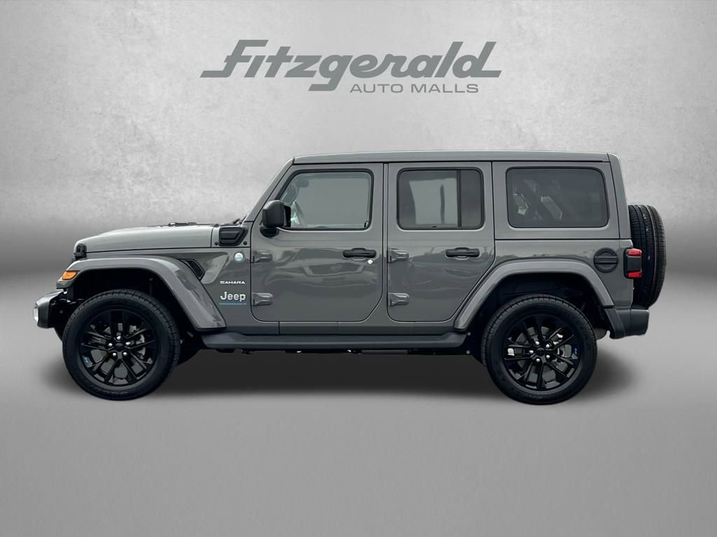 Used 2023 Jeep Wrangler Unlimited Sahara w/ Cold Weather Group image 4