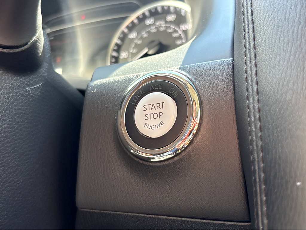 Used 2023 Nissan Armada SL RWD image 4