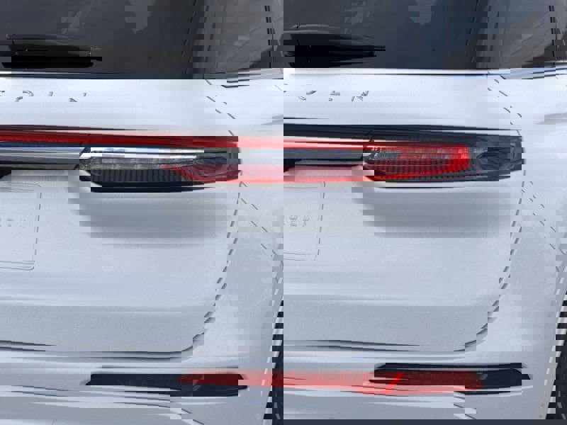 New 2025 Lincoln Corsair Grand Touring w/ Equipment Group 302A image 21