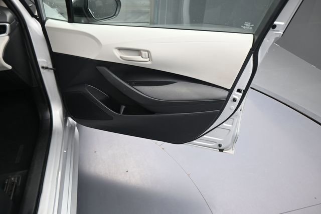 Used 2022 Toyota Corolla LE FWD image 66