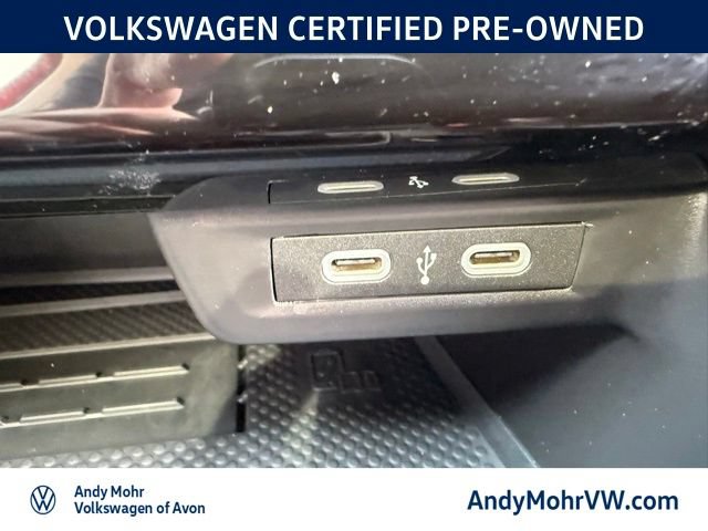 Used 2025 Volkswagen Jetta SEL FWD image 29