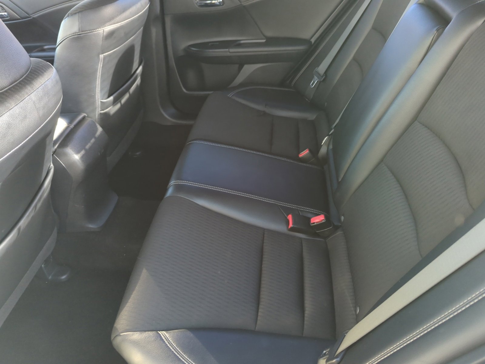 Used 2017 Honda Accord Sport image 17