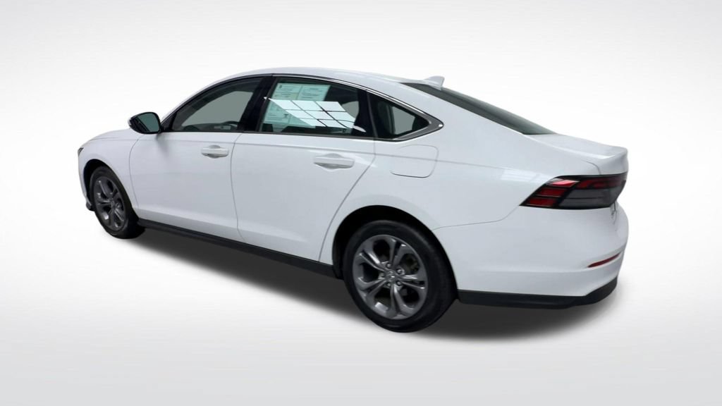 Used 2024 Honda Accord EX image 6