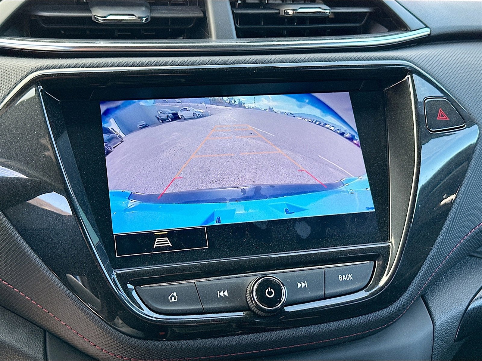 Used 2023 Chevrolet TrailBlazer RS w/ Sun and Liftgate Package image 13