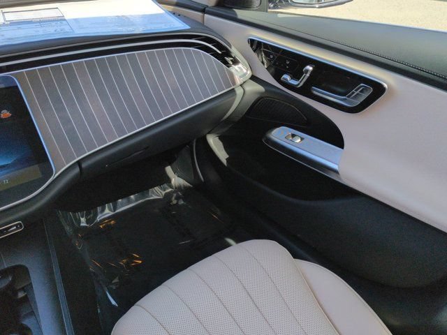 New 2026 Mercedes-Benz E 350 4MATIC Sedan image 16