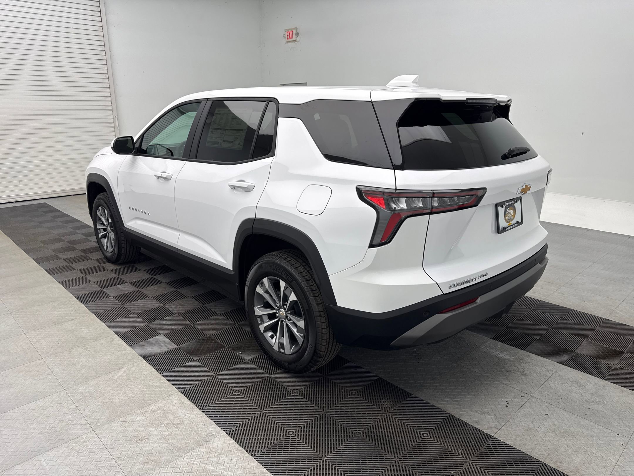 New 2026 Chevrolet Equinox LT w/ Convenience Package II image 3