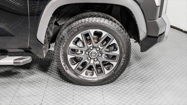 Used 2023 Toyota Tundra Limited w/ Power Package AWD/4WD image 33