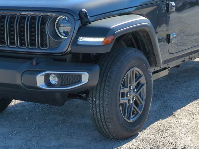 New 2026 Jeep Gladiator Sport AWD/4WD image 9