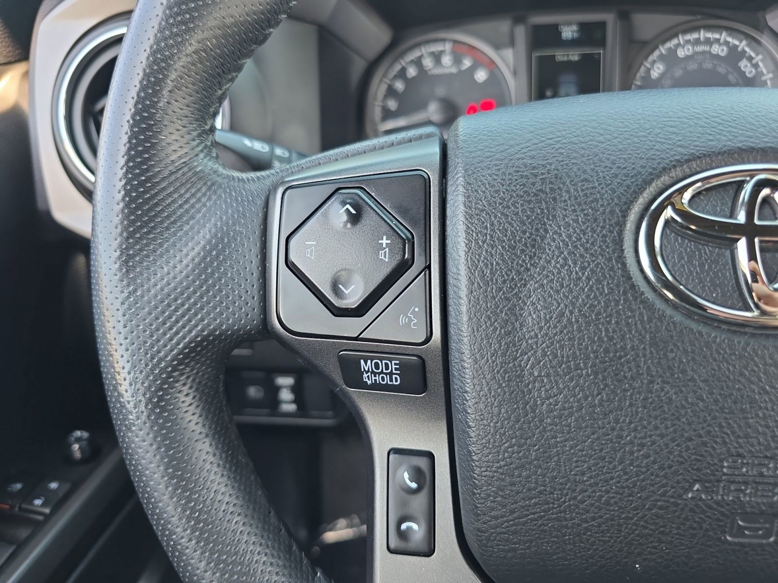 Certified 2023 Toyota Tacoma TRD Off-Road w/ TRD Premium Off Road Package image 21