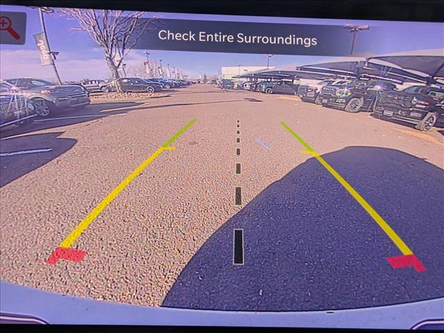 Used 2023 Jeep Grand Cherokee Limited image 14