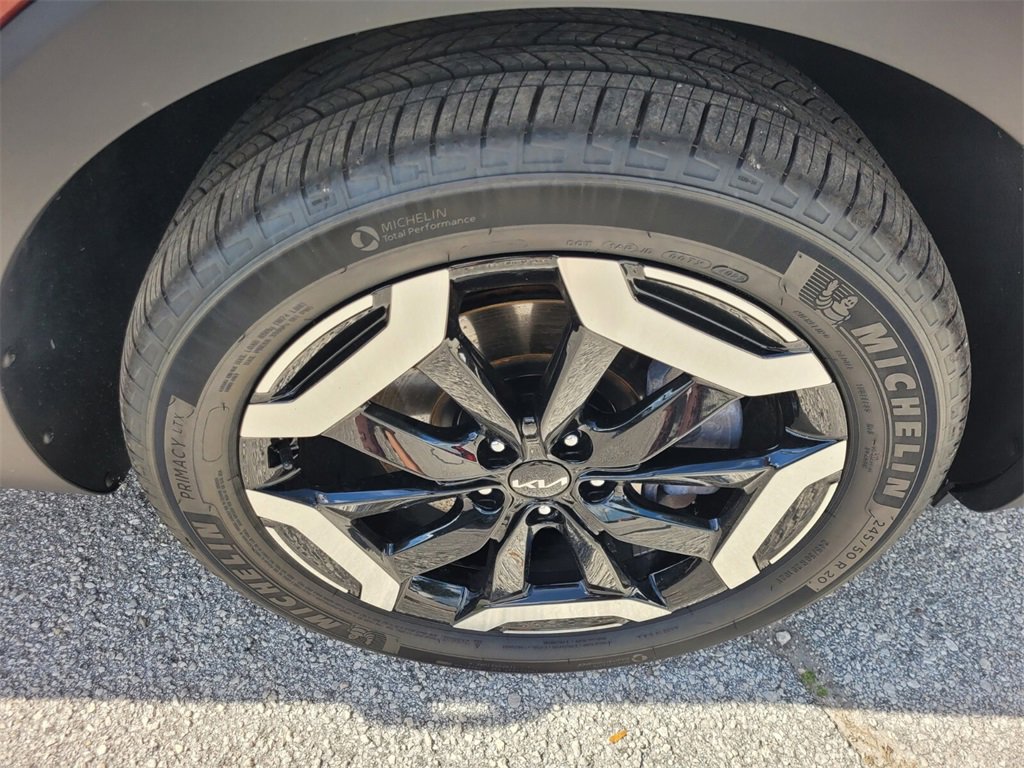 Used 2023 Kia Telluride EX image 20