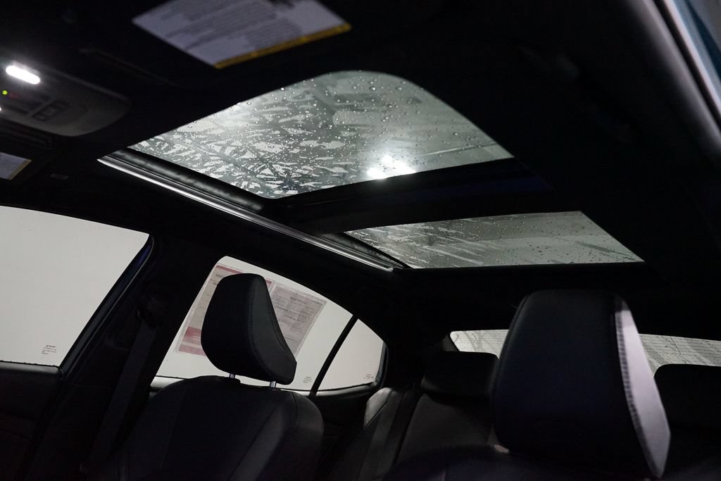 Used 2025 Toyota Camry XSE FWD image 35