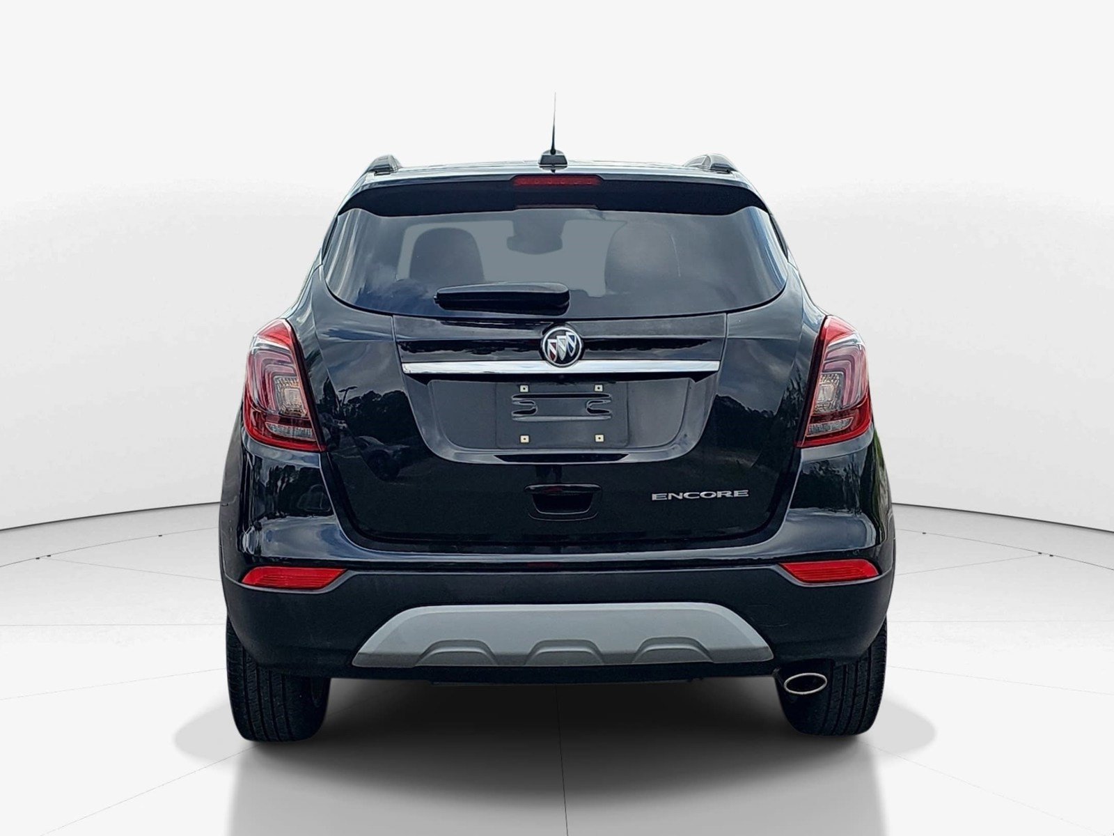 Used 2020 Buick Encore Preferred w/ Safety Package FWD image 5
