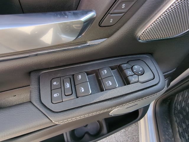 New 2026 RAM 1500 Laramie AWD/4WD image 12