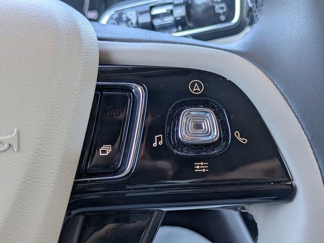 Used 2022 Lincoln Corsair AWD w/ Equipment Group 101A image 28