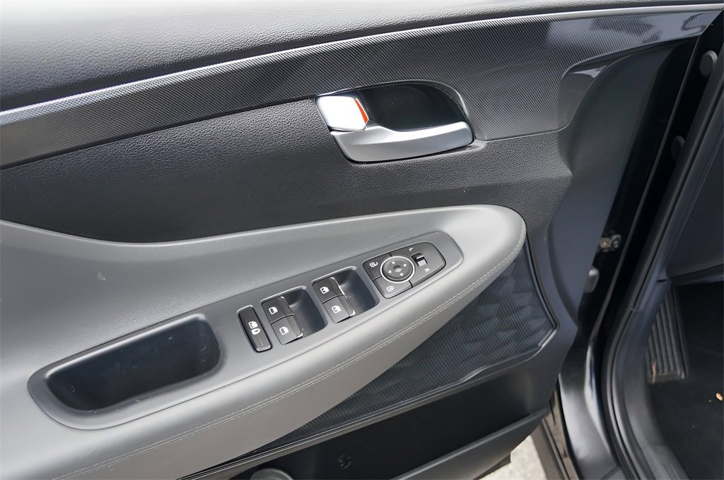 Used 2023 Hyundai Santa Fe SEL image 15