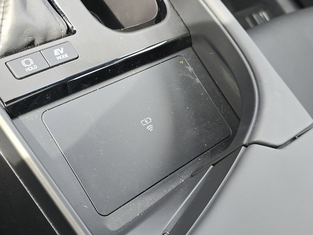 Certified 2024 Lexus ES 300h w/ Accessory Package (Z1) image 19