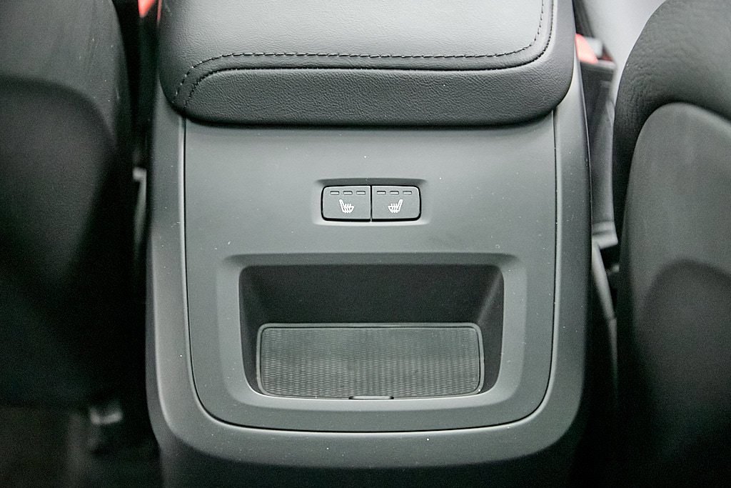 Certified 2023 Volvo XC60 T8 Plus w/ Climate Package image 23