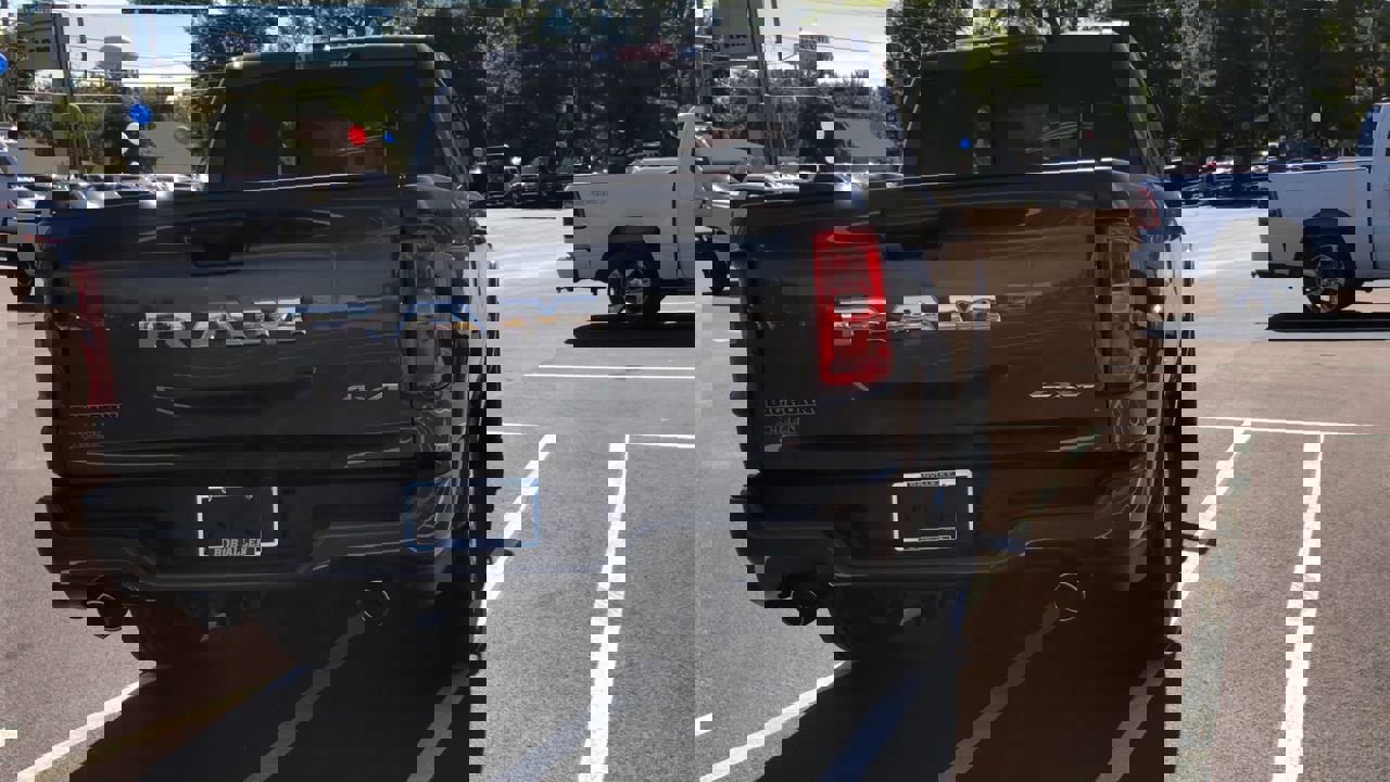 New 2026 RAM 1500 4x4 Crew Cab image 7