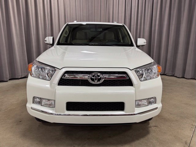 Used 2011 Toyota 4Runner Limited AWD/4WD image 2
