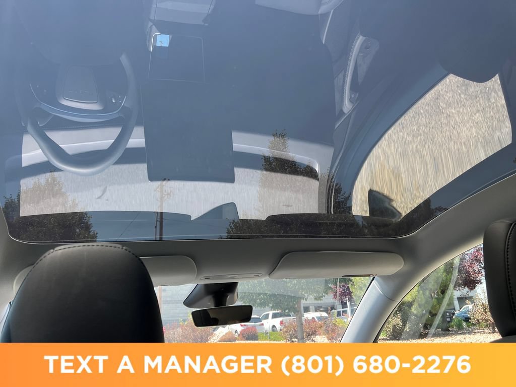 Used 2026 Tesla Model Y Long Range AWD/4WD image 18